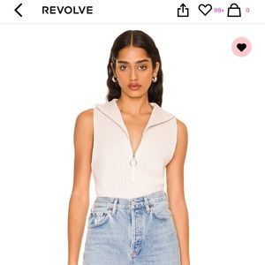 525 Sleeveless Half Zip Top